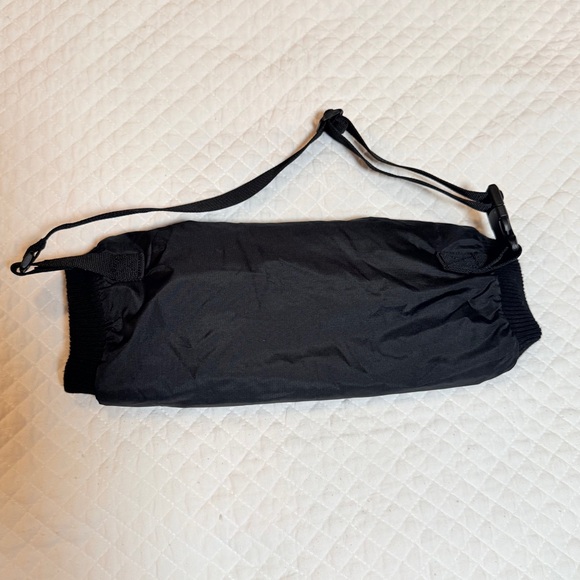 Nike TF Pro Hyperwarm 2.0 Handwarmer Black Like New - Picture 3 of 7